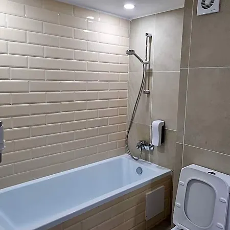 Denis 2 Hotel 4*