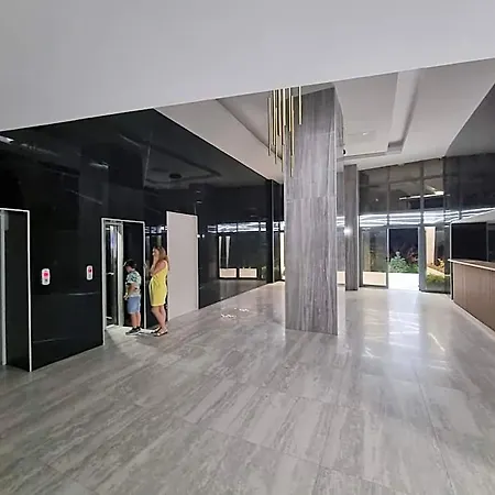Denis 2 Hotel